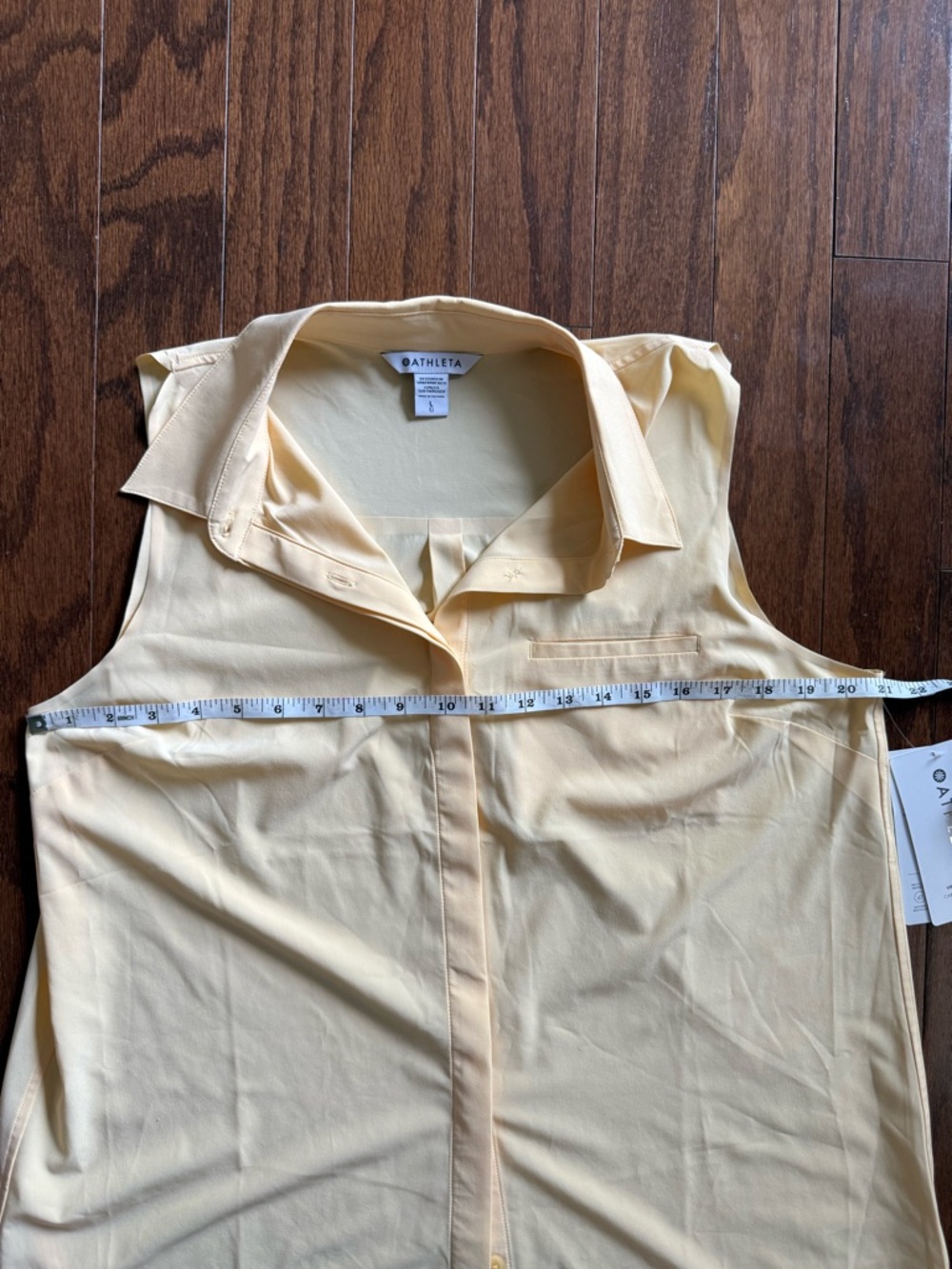Athleta Pale Yellow urbanite tank NWT size Large button down women’s - Picture 5 of 6